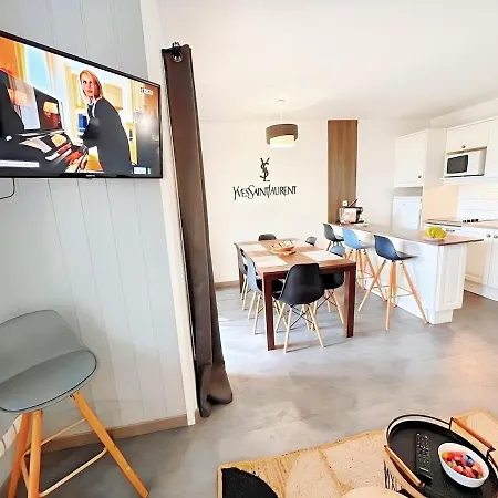 Apartment Vue Sur Le Golf En Rez-de-chaussee - Piscine Chauffee Accessible De Mai A Septembre Deauville