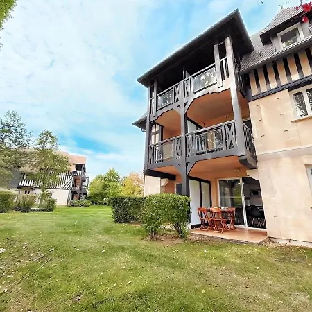 Vue Sur Le Golf En Rez-de-chaussee - Piscine Chauffee Accessible De Mai A Septembre Apartment Deauville