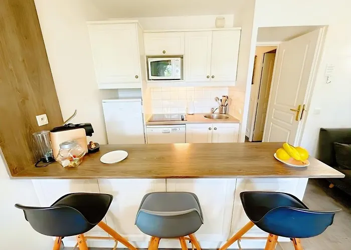 Vue Sur Le Golf En Rez-de-chaussee - Piscine Chauffee Accessible De Mai A Septembre Apartment