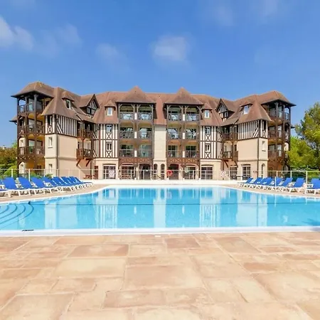 Vue Sur Le Golf En Rez-de-chaussee - Piscine Chauffee Accessible De Mai A Septembre