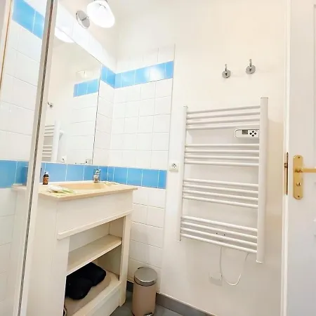 Vue Sur Le Golf En Rez-de-chaussee - Piscine Chauffee Accessible De Mai A Septembre Daire *