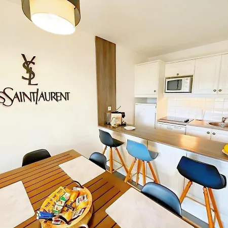 Vue Sur Le Golf En Rez-de-chaussee - Piscine Chauffee Accessible De Mai A Septembre