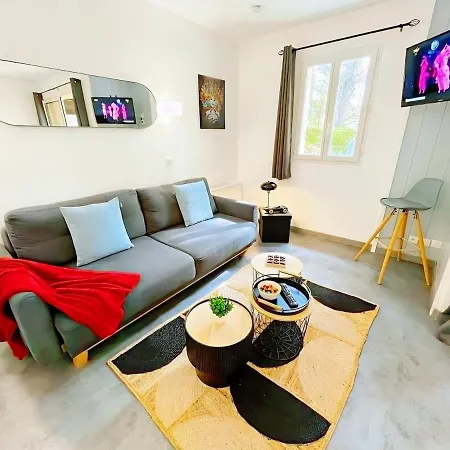 Vue Sur Le Golf En Rez-de-chaussee - Piscine Chauffee Accessible De Mai A Septembre شقة