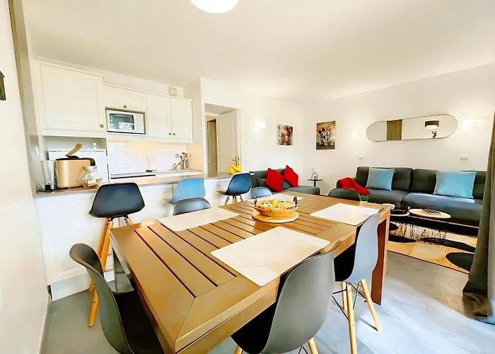 شقة Vue Sur Le Golf En Rez-de-chaussee - Piscine Chauffee Accessible De Mai A Septembre