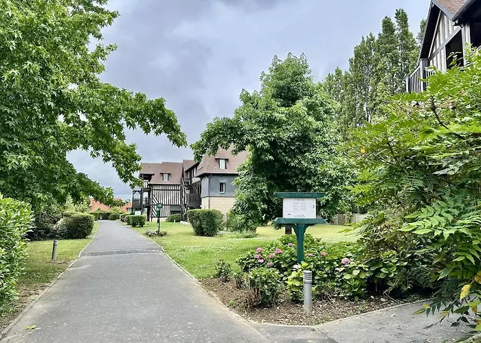 شقة Vue Sur Le Golf En Rez-de-chaussee - Piscine Chauffee Accessible De Mai A Septembre
