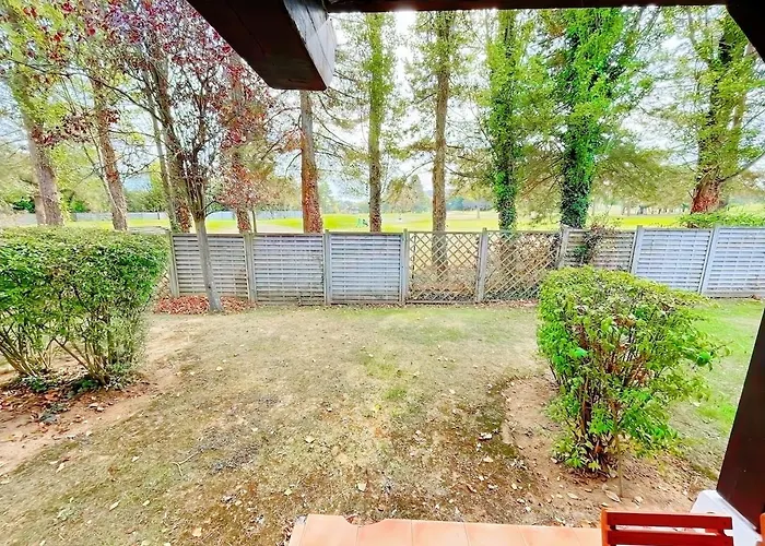 Vue Sur Le Golf En Rez-de-chaussee - Piscine Chauffee Accessible De Mai A Septembre شقة دوفييل